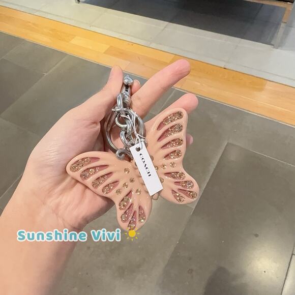 NWT Bundle Coach Butterfly Bag Charm CCD44 & CY666 Maggie Tote Leather Black - Picture 4 of 16